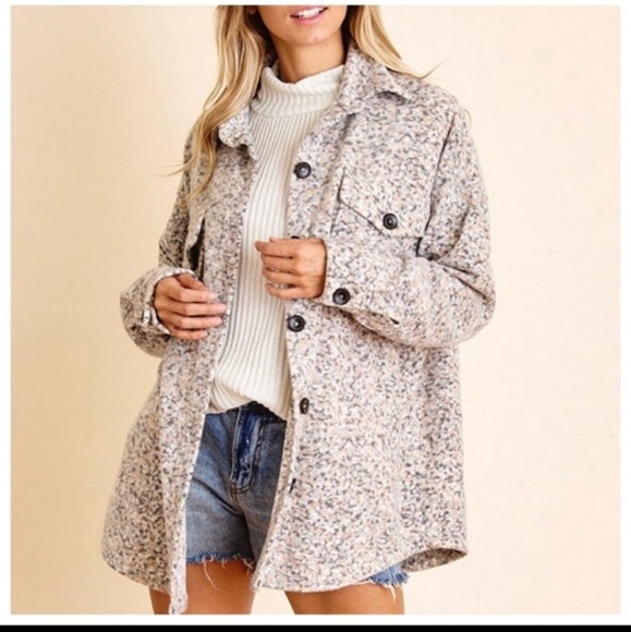 Chic oversized boyfriend shacket - Picture 2 of 10